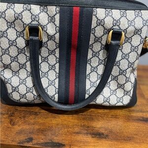 Gucci Women's Black and Red Satchel